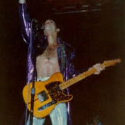 img_1184954426_300_lg